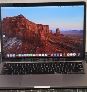 New Laptop Apple MacBook Pro 2020 8GB Intel Core i7 SSD 256GB
