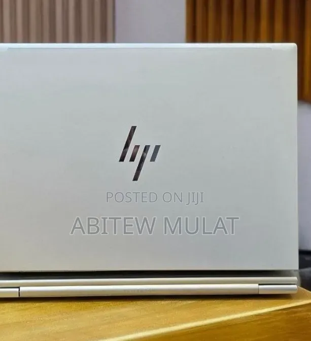 New Laptop HP EliteBook 830 G9 16GB Intel Core i5 SSD 512GB