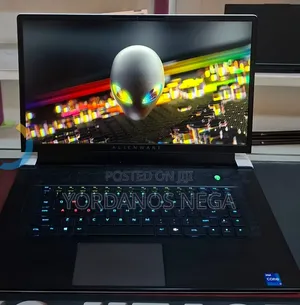 New Laptop Alienware X17 R1 16GB Intel Core i7 SSD 512GB