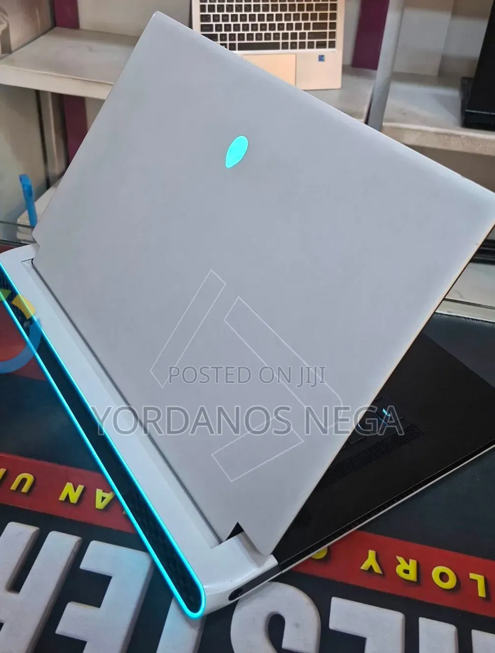 New Laptop Alienware X17 R1 16GB Intel Core i7 SSD 512GB