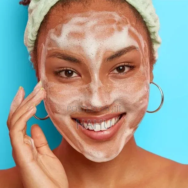 Neutrogena Oil-Free Salicylic Acid Acne Treatment Acne Face Wash