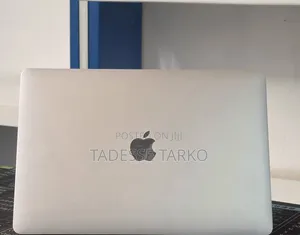 New Laptop Apple MacBook Pro 2020 8GB Intel Core i7 SSD 512GB