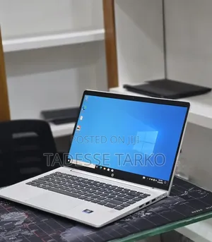 New Laptop HP 16GB AMD Ryzen 5 SSD 512GB