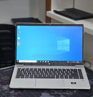 New Laptop HP 16GB AMD Ryzen 5 SSD 512GB