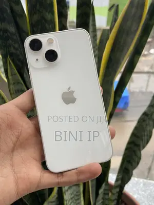 New Apple iPhone 13 128 GB White