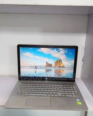 New Laptop HP Pavilion 14 8GB Intel Core i5 SSD 1T