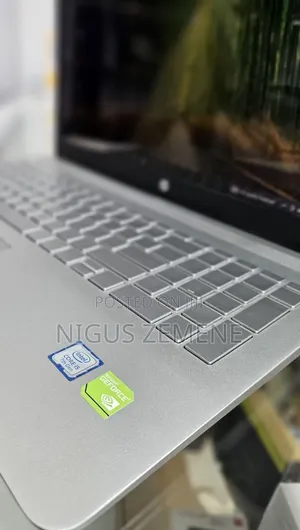 New Laptop HP Pavilion 14 8GB Intel Core i5 SSD 1T
