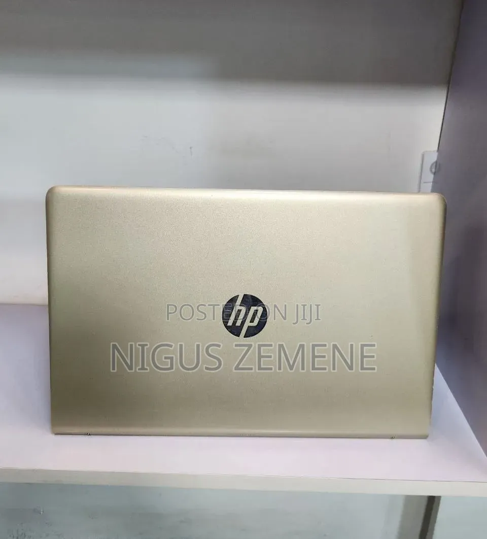 New Laptop HP Pavilion 14 8GB Intel Core i5 SSD 1T