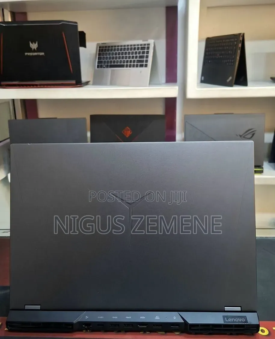 New Laptop Lenovo Legion 5 16GB AMD Ryzen 7 SSD 512GB