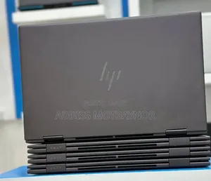 New Laptop HP Spectre 8GB Intel Core i7 SSD 1T