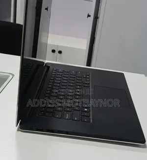 New Laptop Dell Precision 5540 8GB Intel Core i7 SSD 512GB