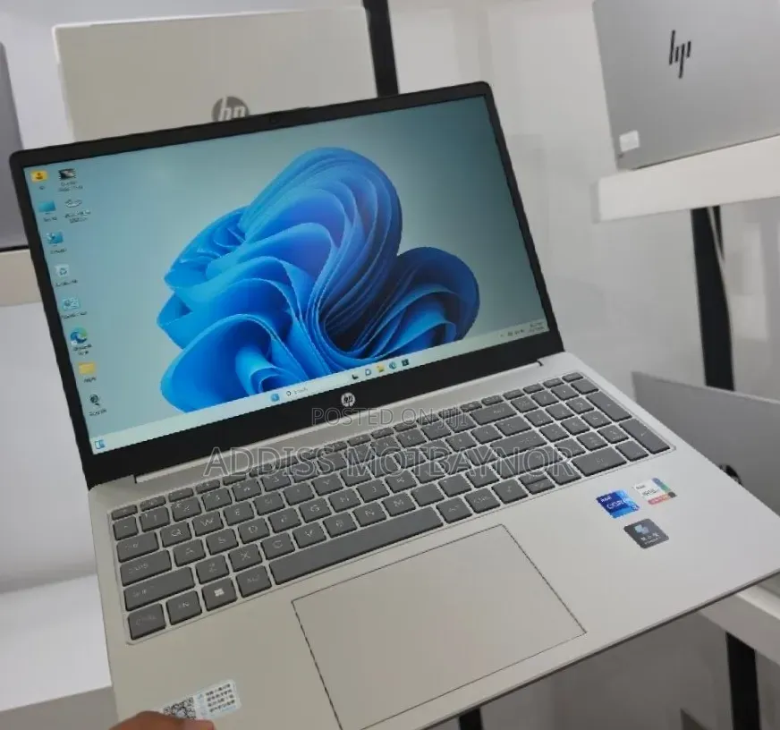 New Laptop HP Stream Notebook 16GB Intel Core i7 SSD 512GB