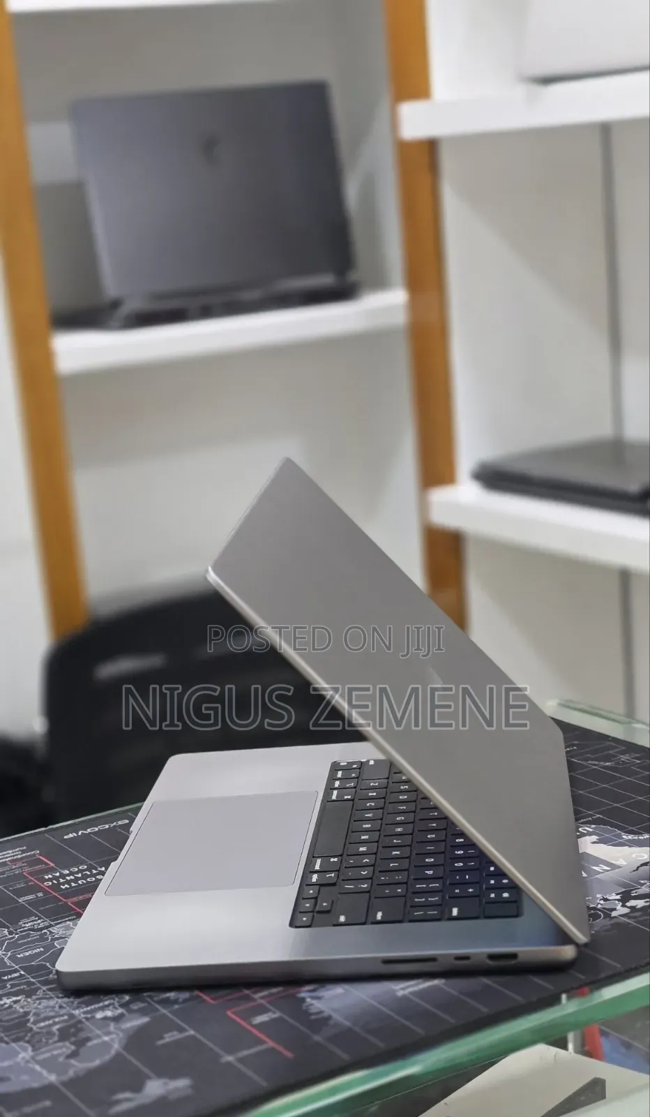 New Laptop Apple MacBook Pro 2021 M1 64GB Apple M1 Pro SSD 1T
