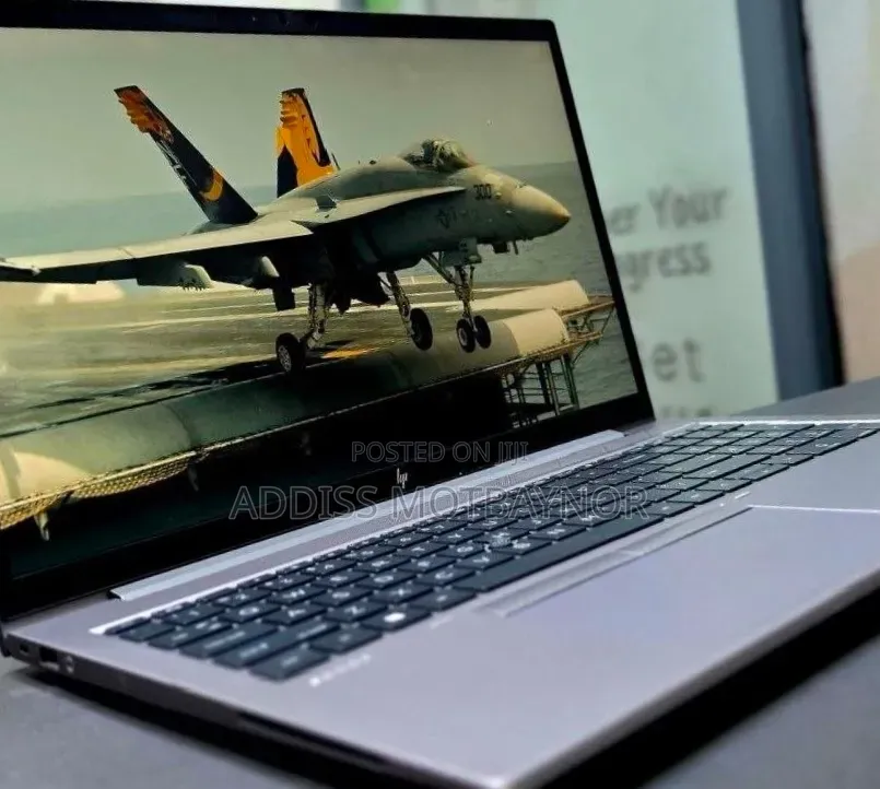 New Laptop HP ZBook Power G9 i7 16GB Intel Core i7 SSD 512GB