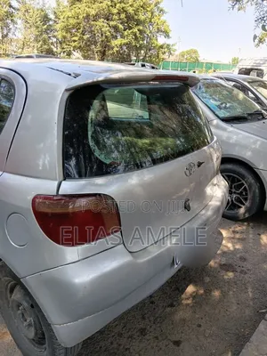 Toyota Vitz 1.0 FWD 5dr 2001 Silver