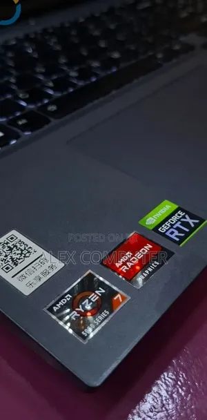 New Laptop Lenovo 16GB AMD Ryzen 7 SSD 512GB