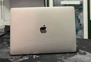 New Laptop Apple MacBook Pro 2020 32GB Intel Core i7 SSD 1T