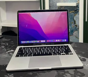 New Laptop Apple MacBook Pro 2020 32GB Intel Core i7 SSD 1T