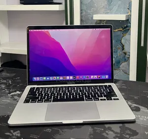 New Laptop Apple MacBook Pro 2020 32GB Intel Core i7 SSD 1T