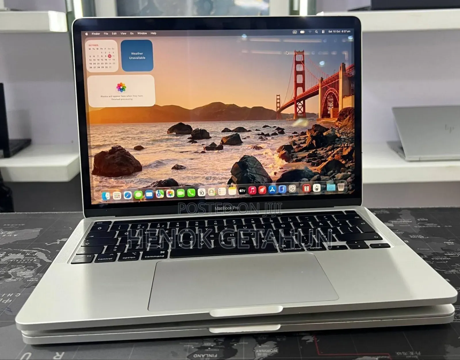 New Laptop Apple MacBook Pro 2022 M2 16GB Apple M2 SSD 256GB