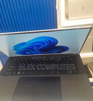 New Laptop Dell XPS 15 16GB Intel Core i7 SSD 512GB