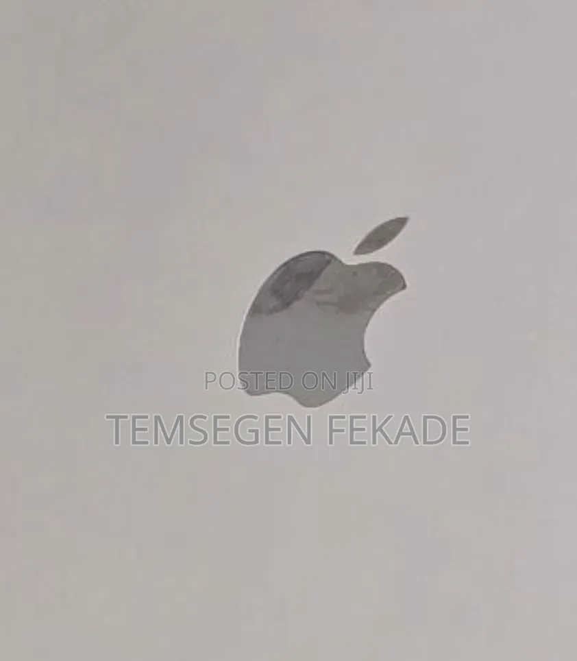 New Laptop Apple MacBook Pro 2020 8GB Apple M1 Pro SSD 512GB