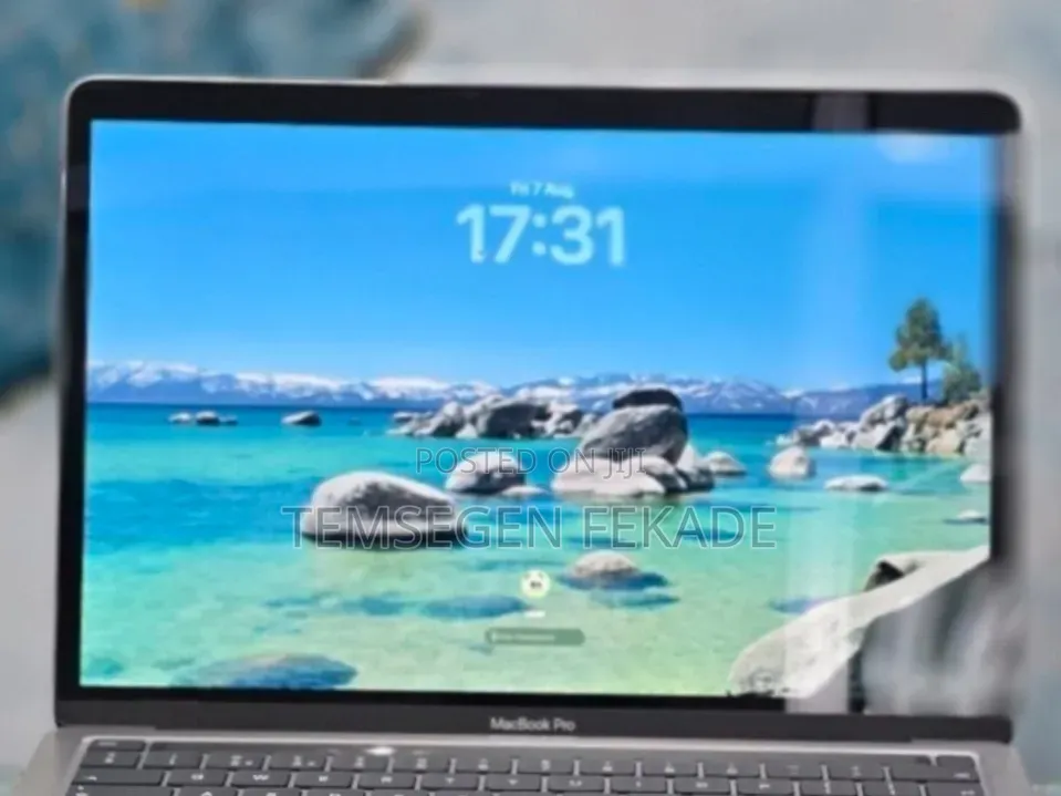 New Laptop Apple MacBook Pro 2020 8GB Apple M1 Pro SSD 512GB