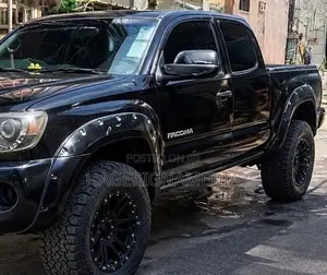 Toyota Tacoma 2011 Black