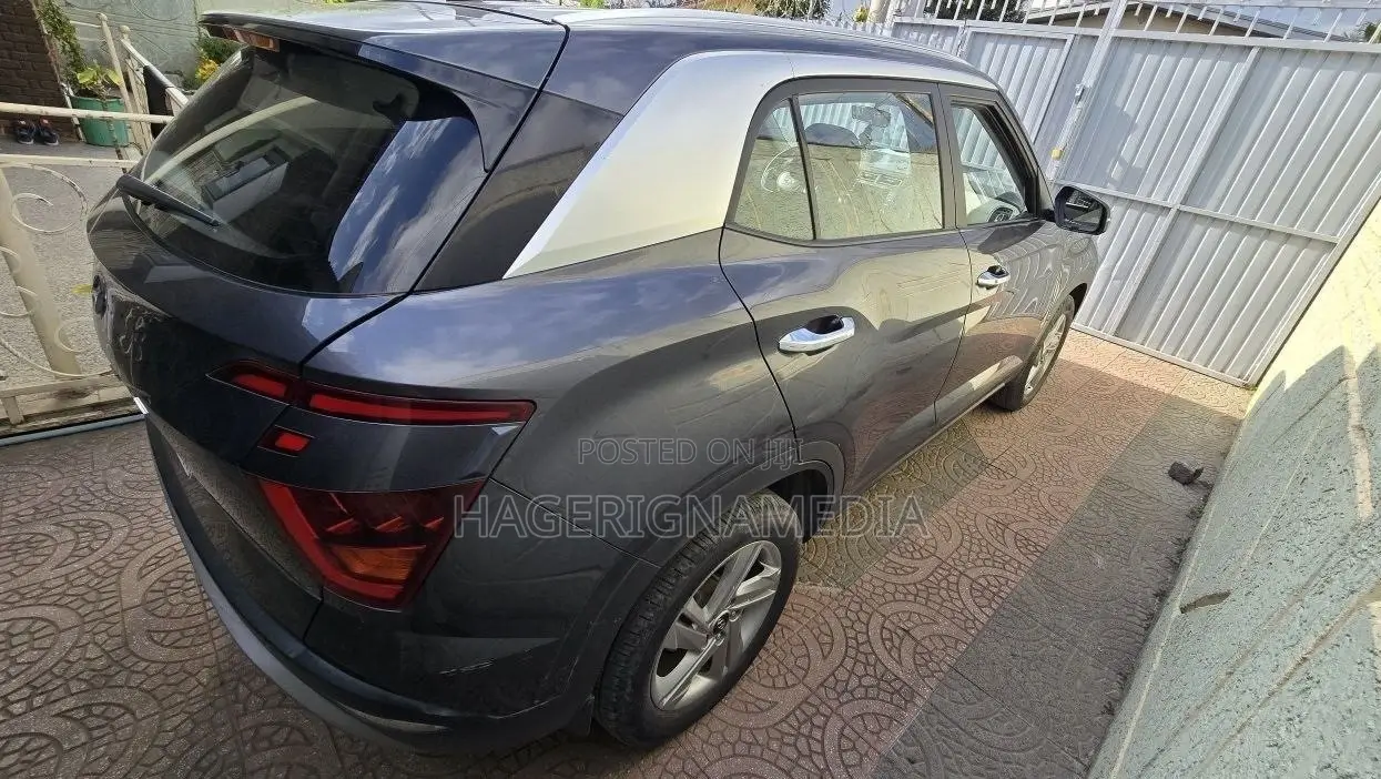Hyundai Creta 2023 Gray