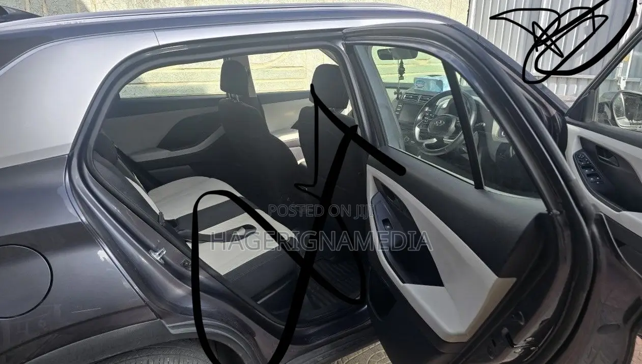 Hyundai Creta 2023 Gray