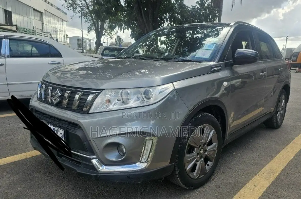 Suzuki Grand Vitara 2021 Gray
