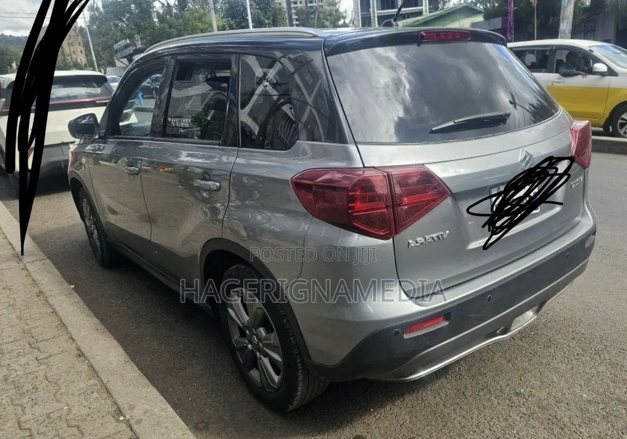 Suzuki Grand Vitara 2021 Gray