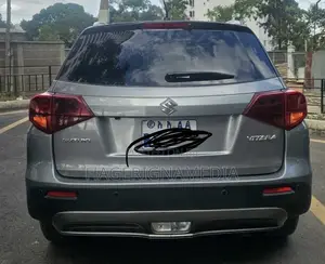 Suzuki Grand Vitara 2021 Gray