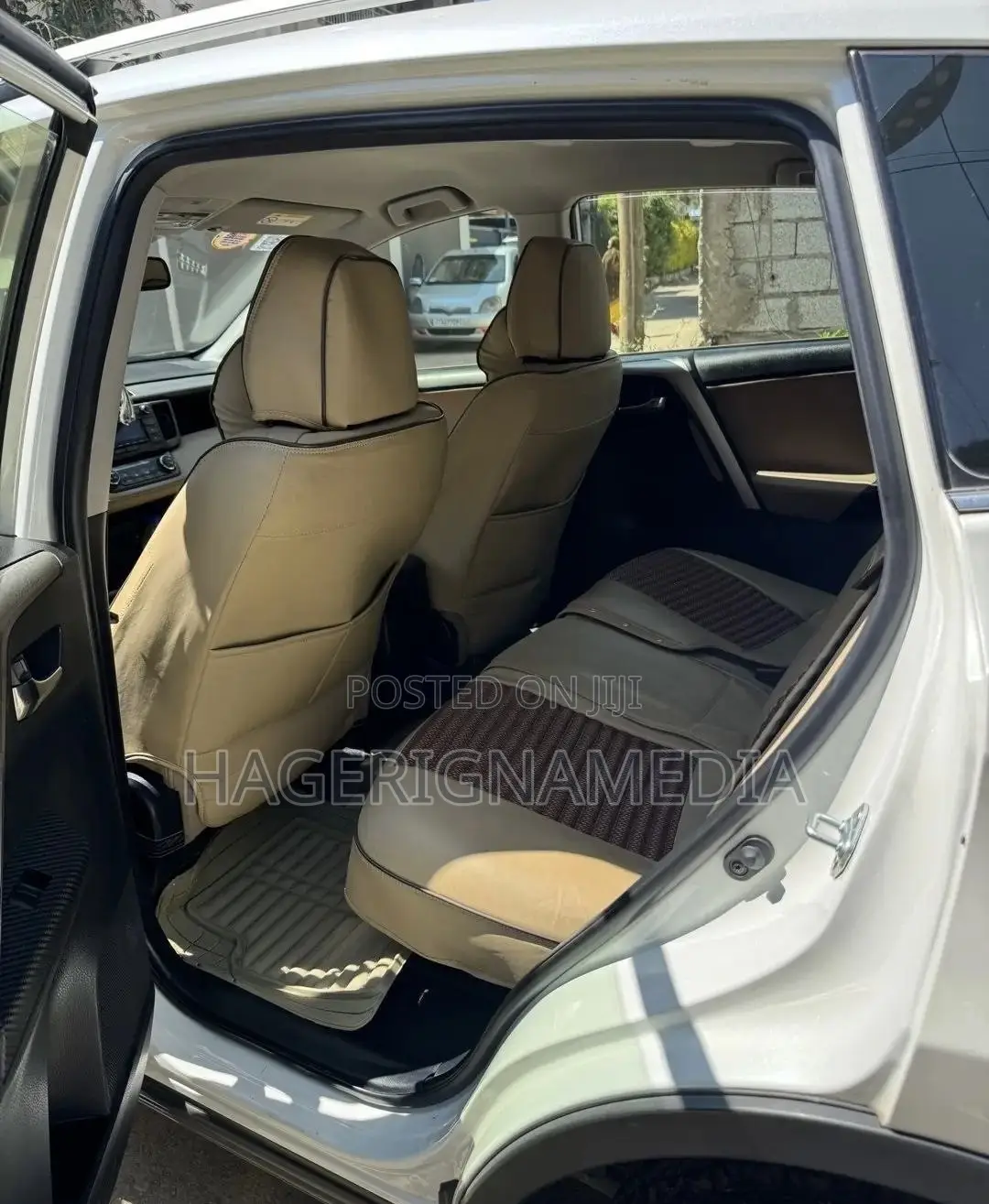 Toyota RAV4 2015 White