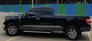 Ford F-150 2022 Black