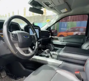 Ford F-150 2022 Black