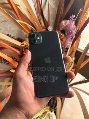 New Apple iPhone 11 128 GB Black