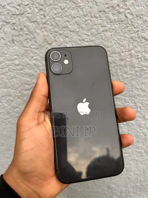 New Apple iPhone 11 128 GB Black