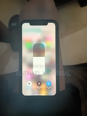 Apple iPhone XR 64 GB Black