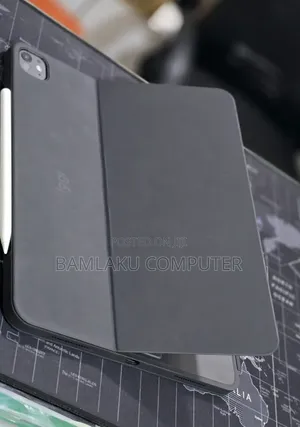 New Apple iPad Pro 13 (2025) 256 GB