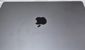 New Laptop Apple MacBook Pro 2025 M5 16GB Apple M5 SSD 1T
