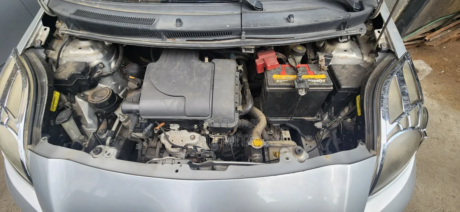 Toyota Yaris 2010 Silver