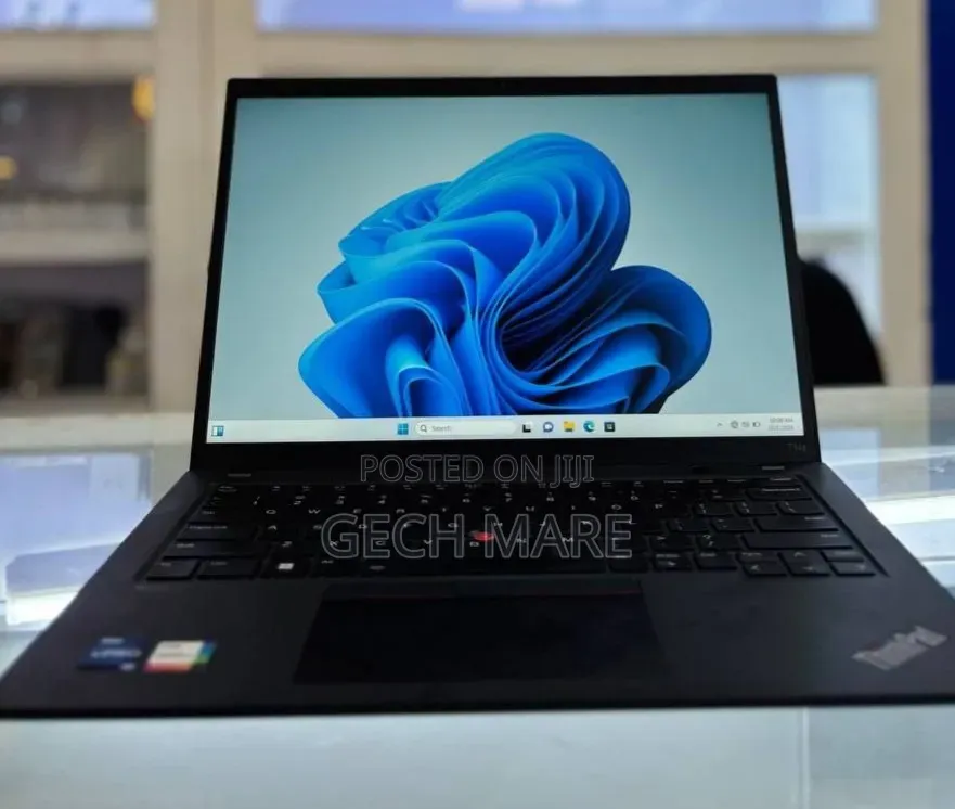 New Laptop Lenovo ThinkPad 13 16GB Intel Core i7 SSD 512GB