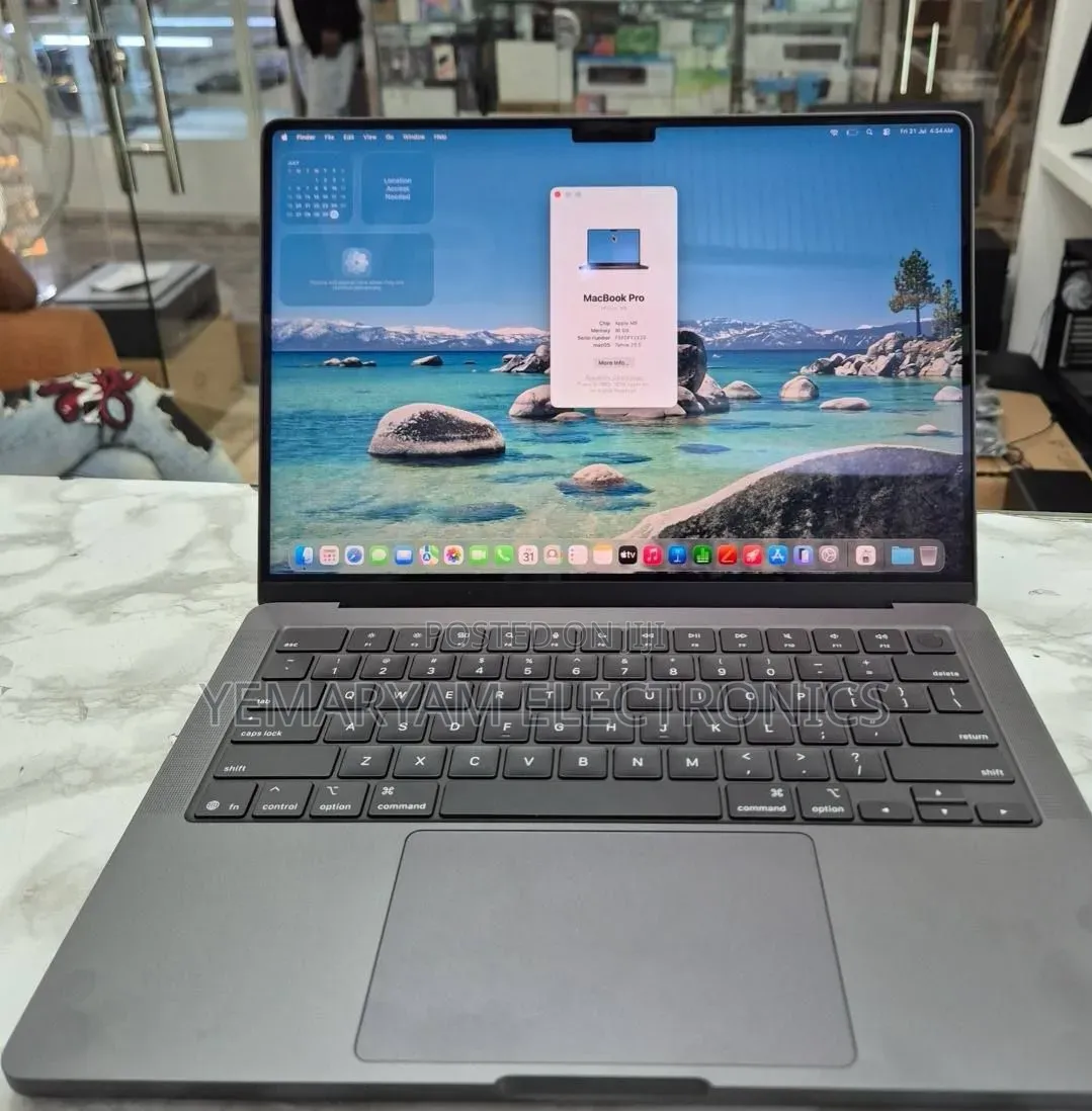 New Laptop Apple MacBook Pro 2025 M5 16GB Apple M5 SSD 1T