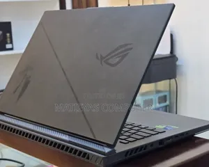 New Laptop Asus ROG Strix G18 40GB Intel Core i9 SSD 1T