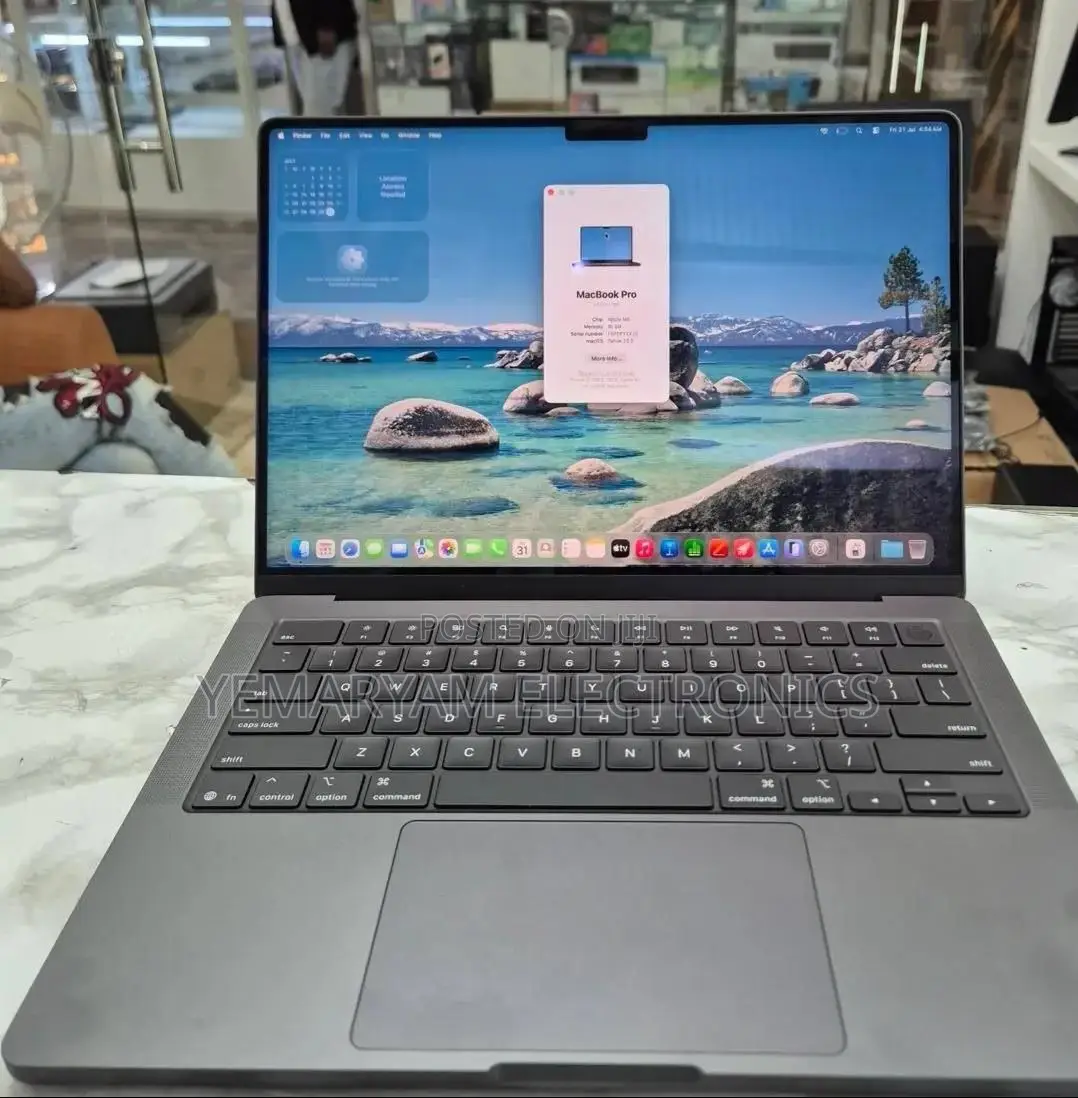 New Laptop Apple MacBook Pro 2025 M5 16GB Apple M5 SSD 1T