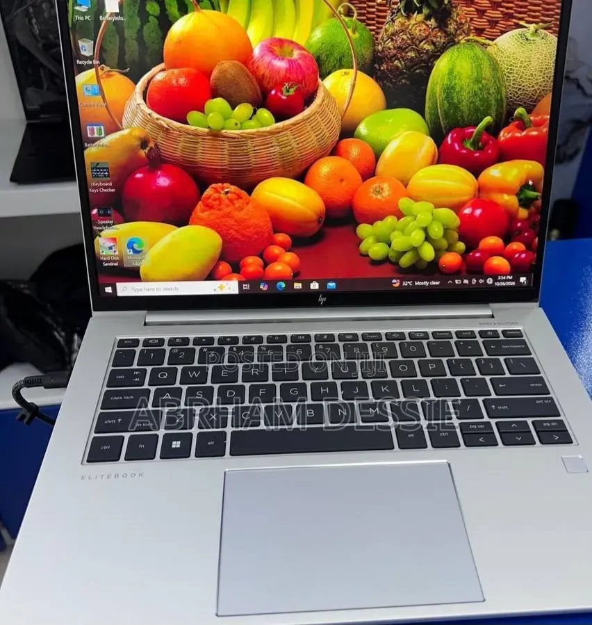 New Laptop HP EliteBook 840 G9 16GB Intel Core i7 SSD 512GB