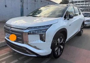 Mitsubishi Airtrek 135 kW FWD 2023 White