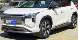 Mitsubishi Airtrek 135 kW FWD 2023 White