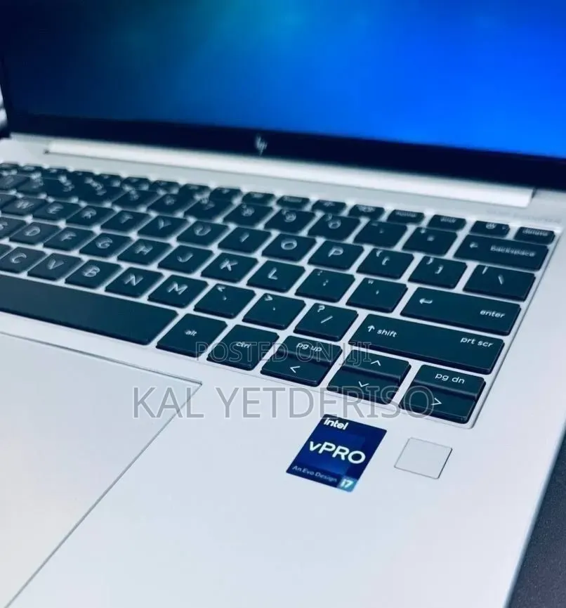 New Laptop HP EliteBook 840 G9 16GB Intel Core i7 SSD 512GB